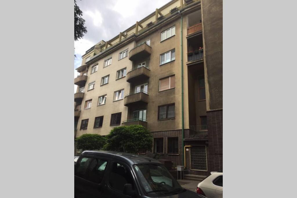 A Cosy Studio In The City Centre Bratislava Exterior photo